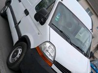 Second-hand Renault Master 120 CP (88 kW) 2010 Alb Monovolum