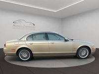 Second-hand Jaguar S-Type Executive 238 CP (175 kW) 2004 Auriu Berlinǎ
