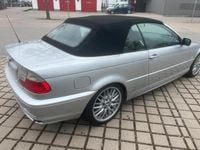 Gebraucht BMW 325 193 PS (141 kW) 2020 Silber Cabrio