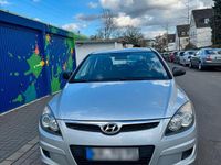 Gebraucht Hyundai i30 112 PS (82 kW) 2009 Grau Kleinwagen