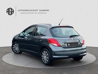 Gebraucht Peugeot 207 Tendance 92 PS (67 kW) 2011 Lack grau shark/metalliclacki Limousine