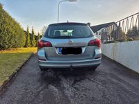 Gebraucht Opel Astra Innovation 179 PS (131 kW) 2011 Grau Kombi