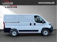 Gebraucht Fiat Ducato 120 PS (88 kW) 2023 Weiß (colore esterno (weiss (pastell))) Van