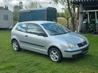 Gebraucht VW Polo Basis 64 PS (47 kW) 2003 Silber Limousine