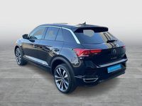 Gebraucht VW T-Roc Active 150 PS (110 kW) 2021 Deep black perleffekt SUV