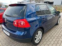 Gebraucht VW Golf V Comfortline 116 PS (85 kW) 2007 Blau Limousine