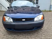 Gebraucht Ford Fiesta 60 PS (44 kW) 2002 Violet Kleinwagen