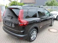 Gebraucht Dacia Jogger Expression 101 PS (74 kW) 2023 Schwarz Van / Kleinbus