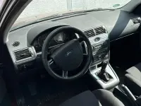 Gebraucht Ford Mondeo 143 PS (105 kW) 2005 Rot Limousine