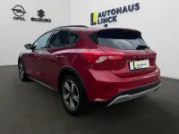 Gebraucht Ford Focus Active X 155 PS (114 kW) 2020 Farbe: rot Limousine