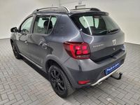 Gebraucht Dacia Sandero Stepway 101 PS (74 kW) 2021 Grau (cometegraumet.) Kleinwagen
