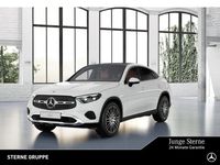 Gebraucht Mercedes GLC220 197 PS (144 kW) 2025 Unilack polarweiß Coupé