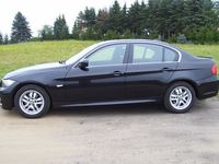 Gebraucht BMW 318 Exclusive 194 PS (142 kW) 2011 Schwarz metallic Limousine
