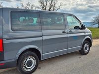 Gebraucht VW Transporter 150 PS (110 kW) 2015 Grau Van