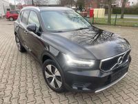 gebraucht Volvo XC40 D3 Geartronic Momentum Pro