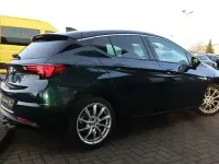 Gebraucht Opel Astra Dynamic 136 PS (100 kW) 2016 Grün Limousine
