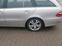 Gebraucht Mercedes E240 2003 Silber Kombi