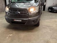 Gebraucht Ford Transit Trend 125 PS (91 kW) 2017 Grau Kombi