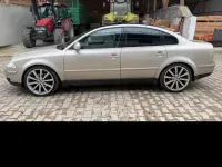 Usata VW Passat 193 CV (141 kW) 2003 Berlina