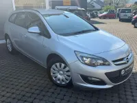 Gebraucht Opel Astra Selection 140 PS (102 kW) 2015 Silber Kombi