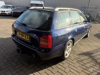 Gebraucht Audi A4 116 PS (85 kW) 2001 Blau Kombi