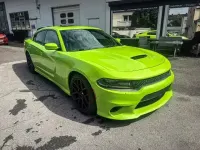 Gebraucht Dodge Charger 377 PS (277 kW) 2019 Sublime green Limousine