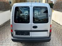 Second-hand Opel Combo 90 CP (66 kW) 2006 Argintiu Monovolum