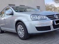 Gebraucht VW Golf V Trendline 102 PS (75 kW) 2009 Reflexsilber metallic Kombi