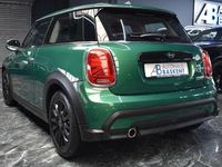 Gebraucht Mini Cooper Classic 136 PS (100 kW) 2022 Grün Kleinwagen