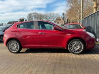 Gebraucht Alfa Romeo Giulietta 120 PS (88 kW) 2012 Rot Limousine