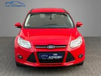 Gebraucht Ford Focus Trend 116 PS (85 kW) 2013 Rot Limousine