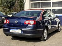 Gebraucht VW Passat Comfortline 200 PS (147 kW) 2008 Blau Limousine