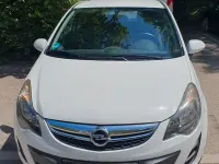 Gebraucht Opel Corsa Selection 69 PS (50 kW) 2014 Weiß Kleinwagen