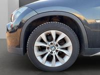 Gebraucht BMW X1 150 PS (110 kW) 2011 Schwarz SUV