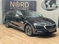 Gebraucht Skoda Octavia Ambition 150 PS (110 kW) 2023 Schwarzmagic perlef (metallic) Kombi
