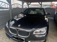 Second-hand BMW 730 258 CP (189 kW) 2013 Negru Berlinǎ