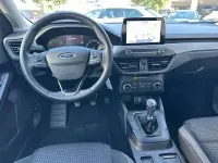 Usado Ford Focus Cool & Connect 120 CV (88 kW) 2022 Negro Berlina