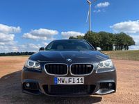 Gebraucht BMW 530 Performance 245 PS (180 kW) 2010 Schwarz Kombi