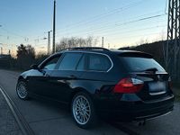Gebraucht BMW 330 231 PS (169 kW) 2005 Schwarz Kombi