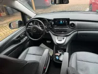 Gebraucht Mercedes V300 AMG 239 PS (175 kW) 2021 Silber Van / Kleinbus