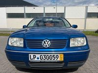 Second-hand VW Bora 116 CP (85 kW) 2002 Albastru Berlinǎ