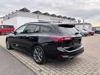 Neu Ford Focus ST-Line X 155 PS (114 kW) 2025 Schwarz Limousine