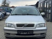 Gebraucht Volvo V40 116 PS (85 kW) 1999 Grau Kombi