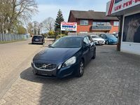 Gebraucht Volvo V60 Kinetic 163 PS (119 kW) 2012 Blau Kombi