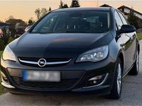 Gebraucht Opel Astra Active 140 PS (102 kW) 2013 Schwarz Kleinwagen