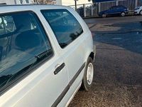 Gebraucht VW Golf 75 PS (55 kW) 1994 Silber Coupé