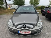 Gebraucht Mercedes B180 109 PS (80 kW) 2005 Grau Van / Kleinbus