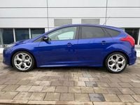 Gebraucht Ford Focus ST 250 PS (183 kW) 2013 Blau Limousine