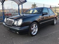 Gebraucht Mercedes E320 224 PS (164 kW) 1998 Blau Limousine
