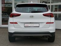 gebraucht Hyundai Tucson 1.6 CRDi AT 2-Zonen-Klima Navi Sitzheizung